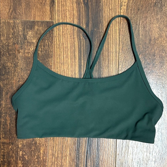 Vuori All the feels bra 
Size S 
Aspen green - Picture 1 of 4